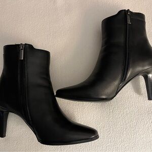 Valdini Leather Ankle Boots Size 7